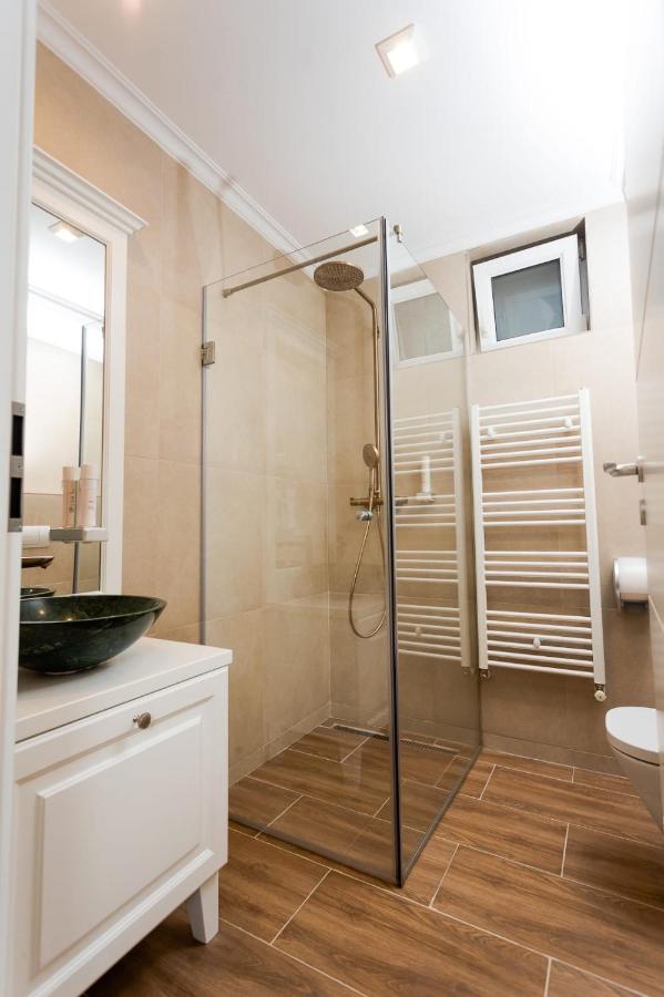 Apartament Carolyne Bistriţa Extérieur photo