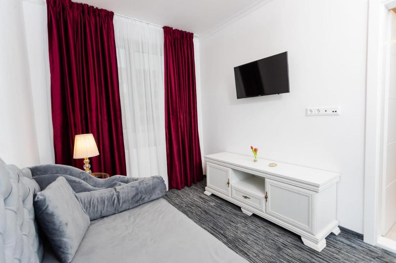 Apartament Carolyne Bistriţa Extérieur photo